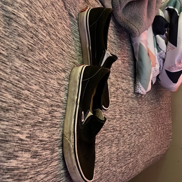 vans - Picture 2 of 3